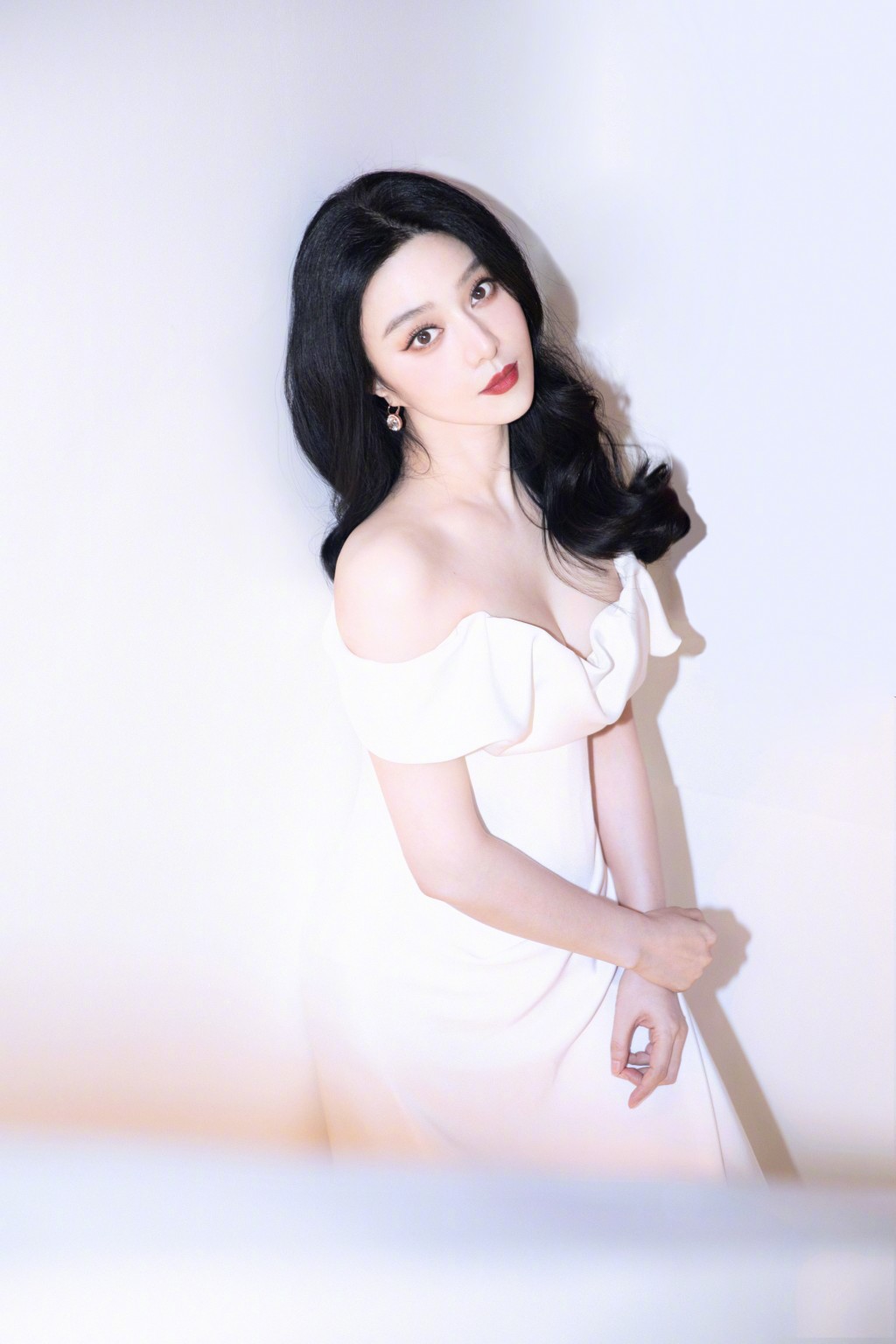 范冰冰10月在韓國釜山國際電影節獲獎，她雖然未有親身到場領獎，但預先拍下致謝詞，她言談間透露「明年見」。